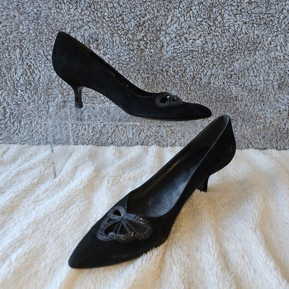 VTG Stuart Weitzman Women Cutout Suede Kitten Heel Pump‎ Heels Size 7.5M Black - Picture 2 of 10
